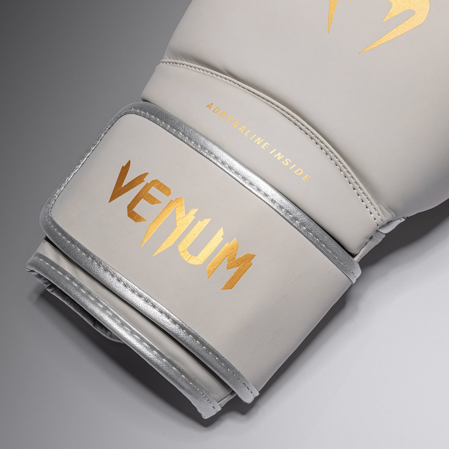 Боксерские перчатки Venum Contender 1.5 - Слоновая кость/Золотой