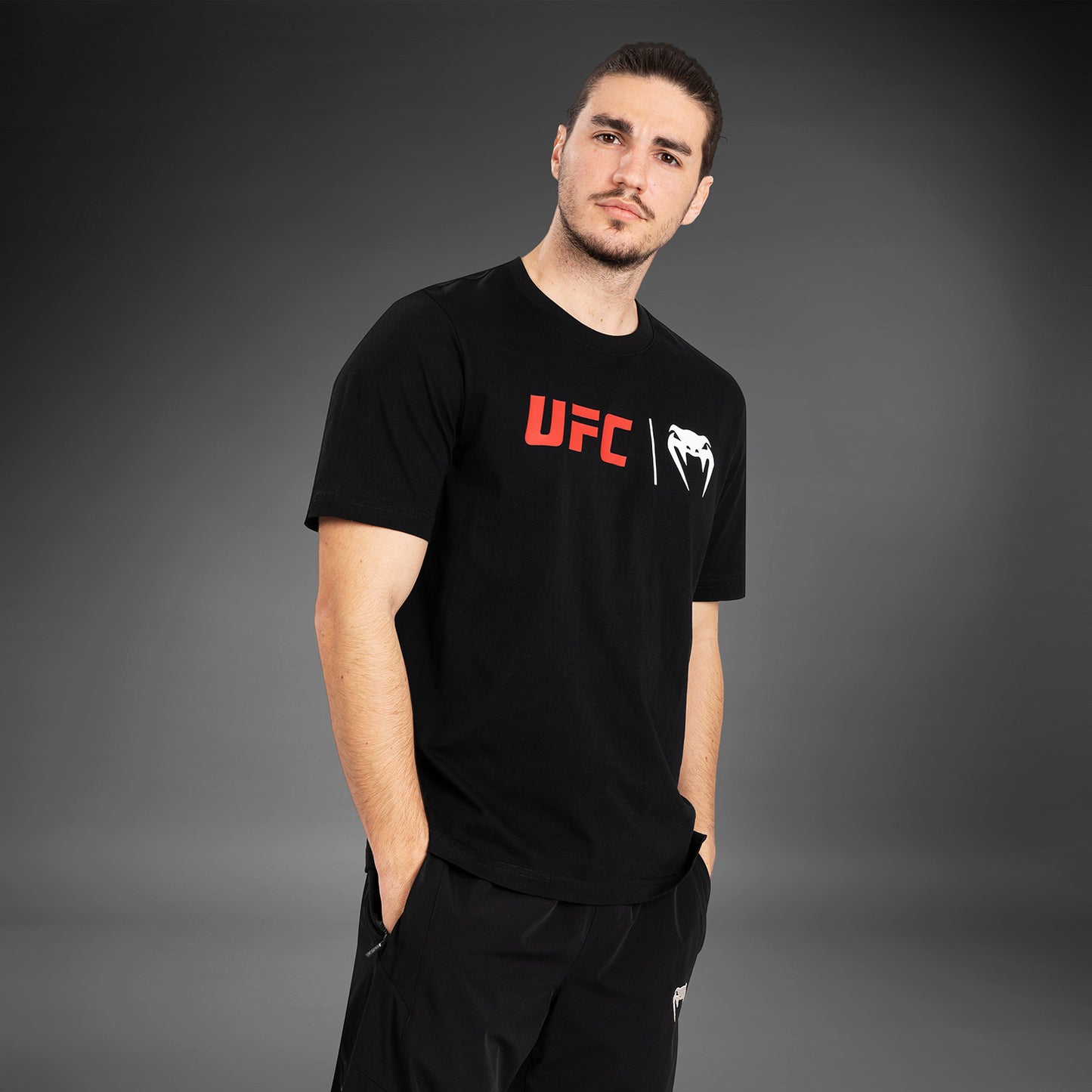 Футболка UFC Venum Classic - черный/красный