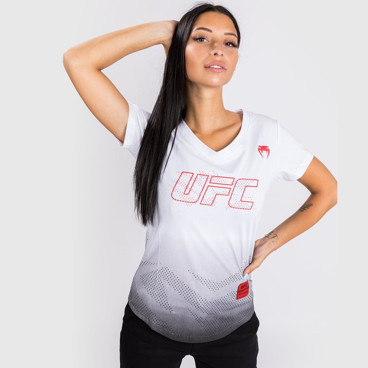 ЖЕНСКАЯ ХЛОПКОВАЯ ФУТБОЛКА С КОРОТКИМ РУКАВОМ UFC VENUM FIGHT WEEK -Белый