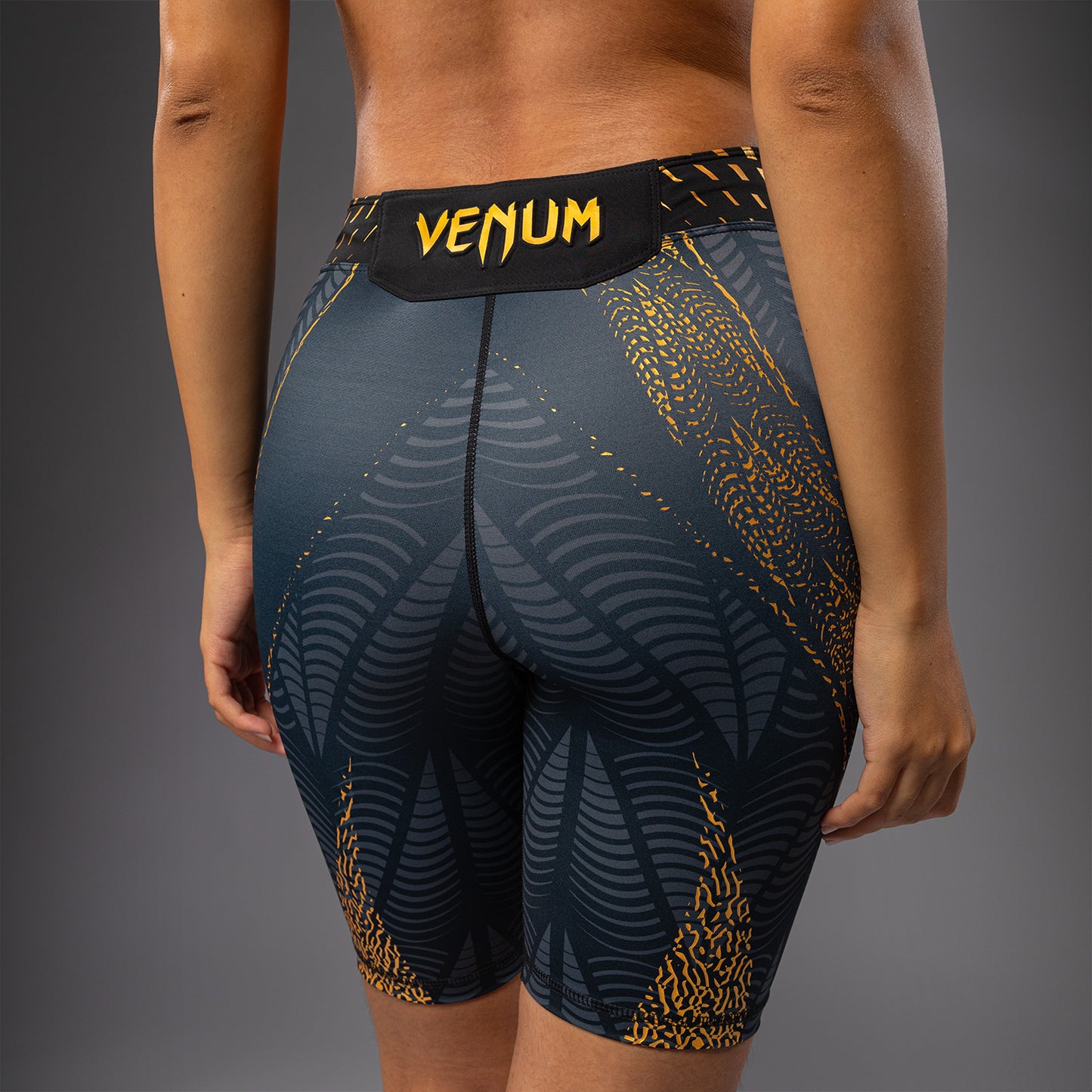UFC Zenith by Venum Authentic Fight Night Длинные Шорты Vale Tudo Женские - Champion