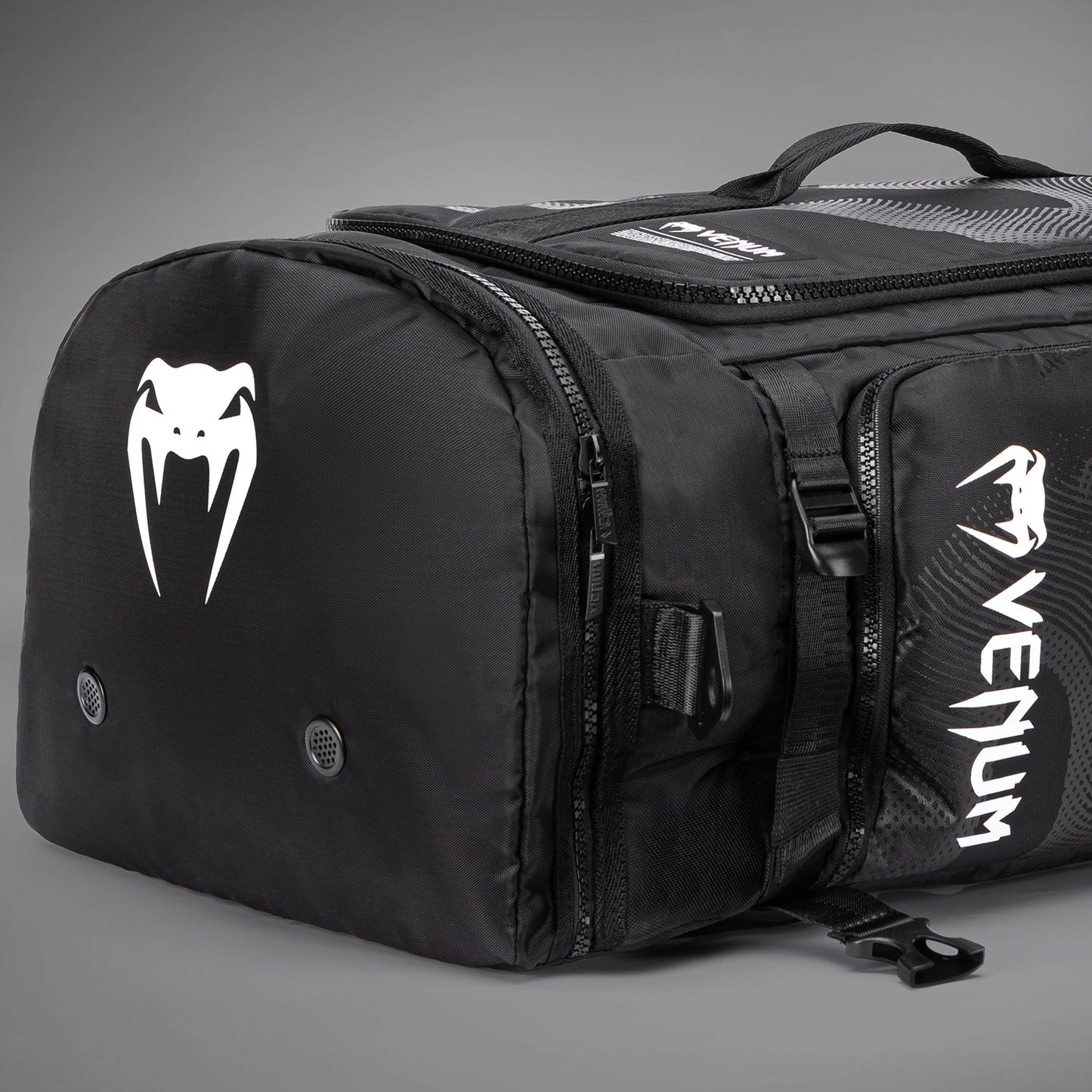 Venum Trainer Гибридная Спортивная Сумка - Чёрный