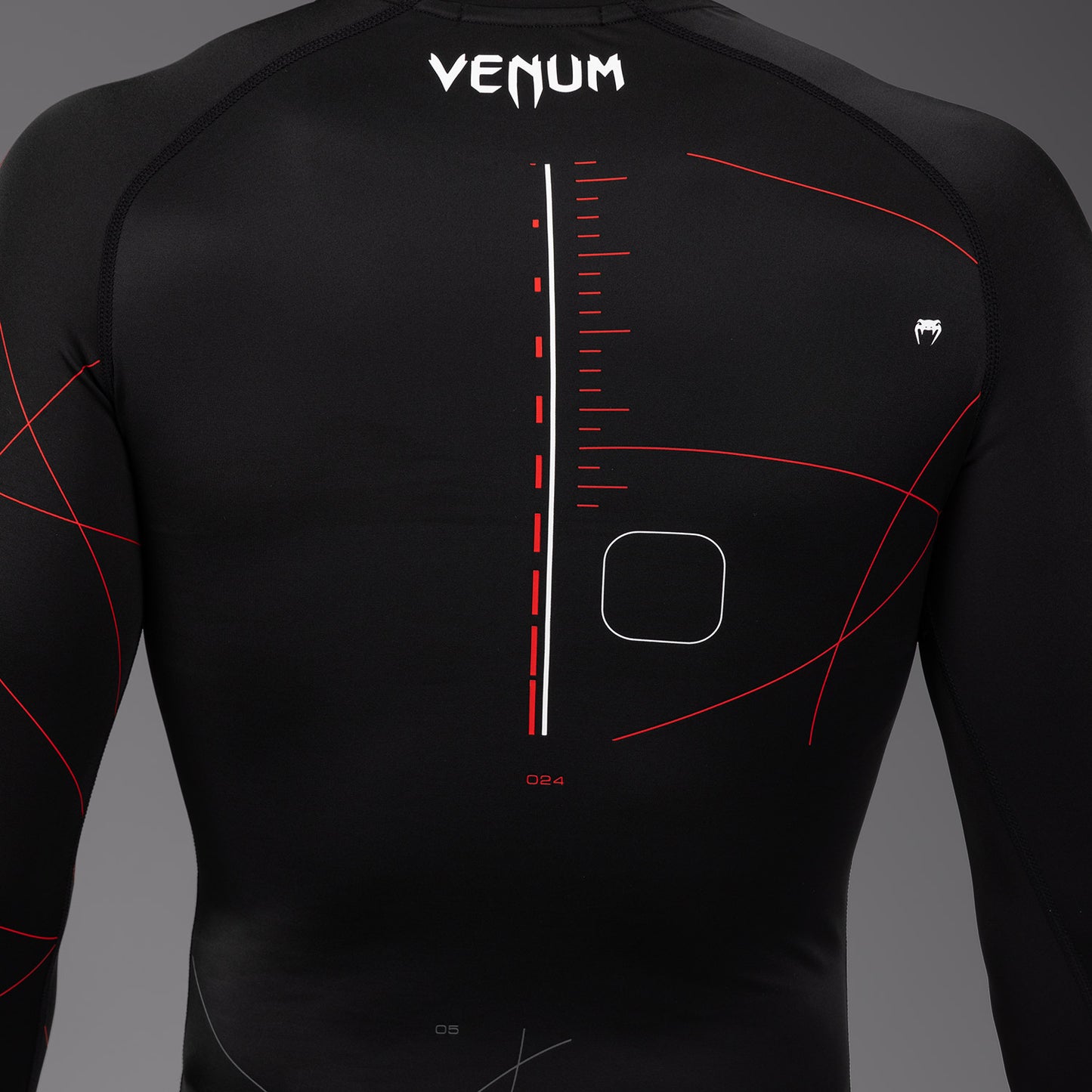 Venum Tactical XT Мужская рашгарда с длинным рукавом - черный/огненно-красный