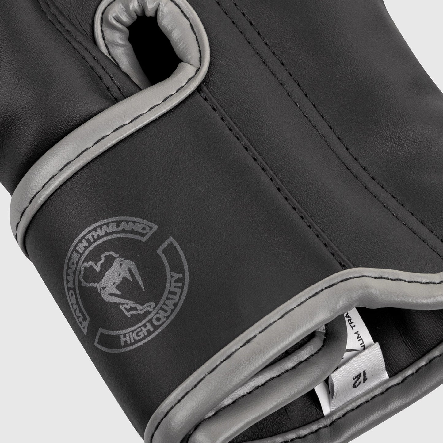 Боксерские перчатки Venum Elite