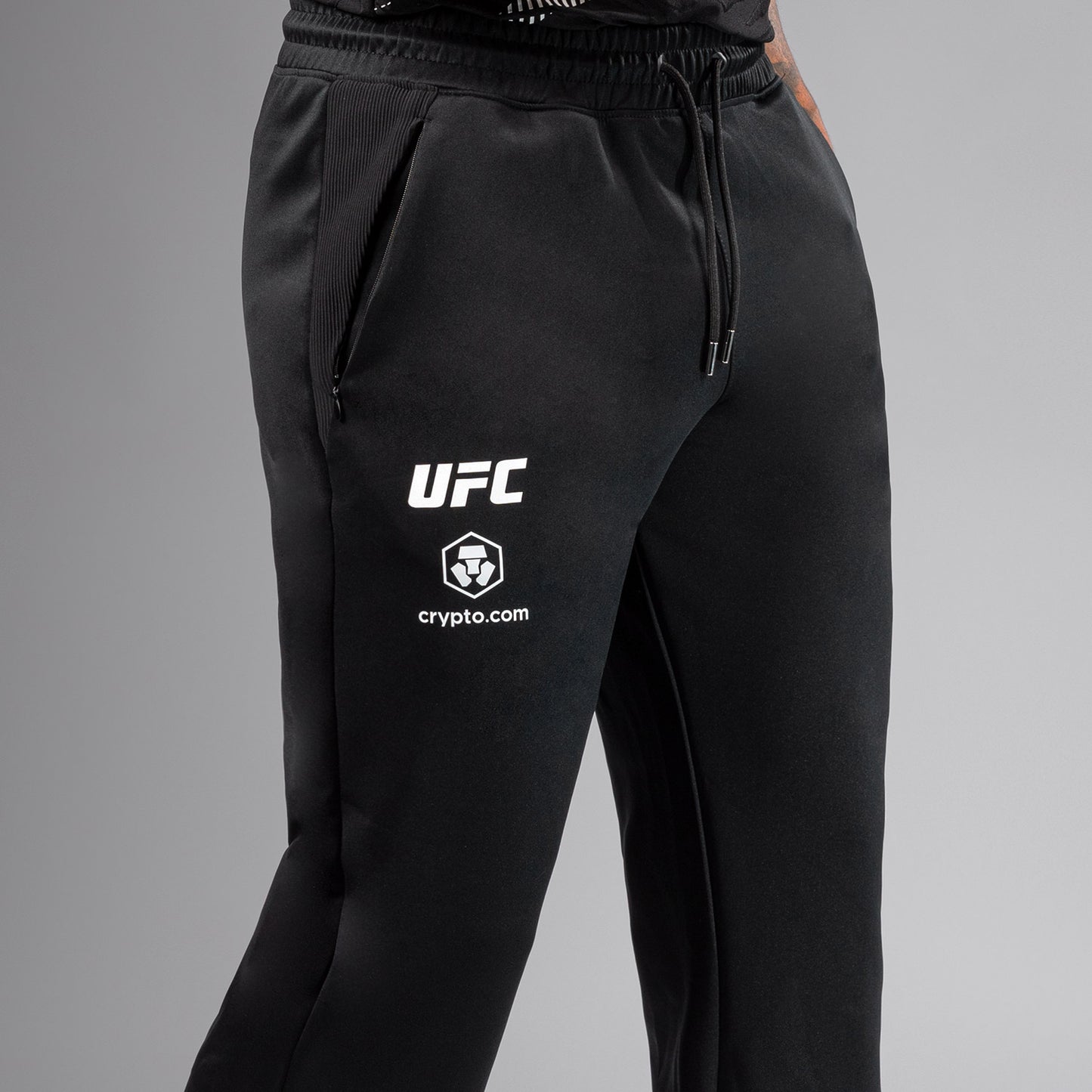 Штаны UFC Fusion by Venum Authentic Fight Night с прямыми ногами для мужчин - Black