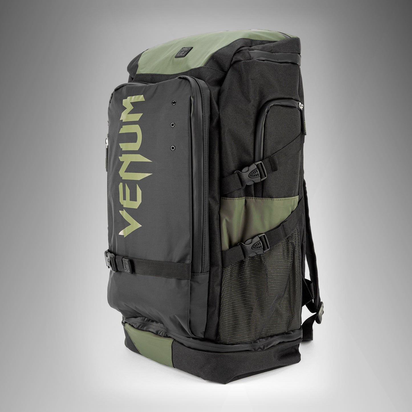 Рюкзак Venum Challenger Xtrem Evo (50-63л) – Хаки/Чёрный