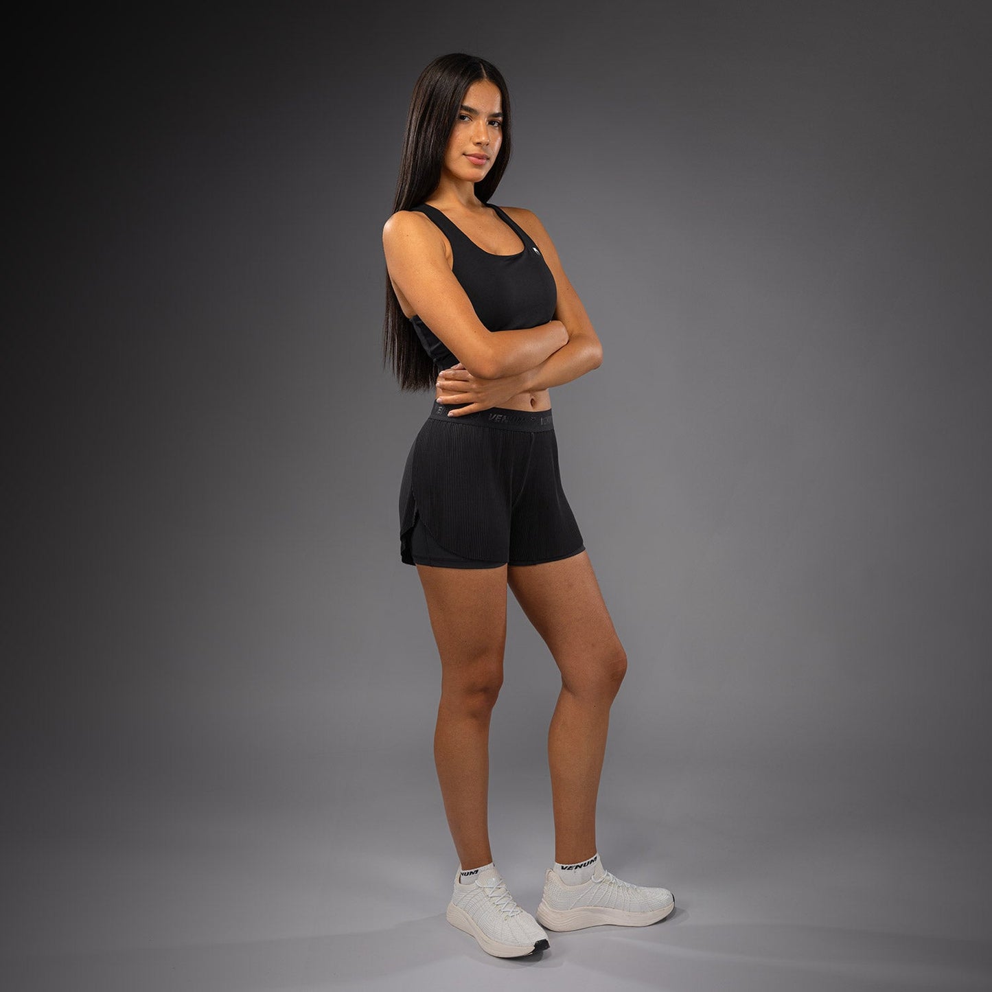 Тренировочные шорты женские Venum Flowfit - Чёрный