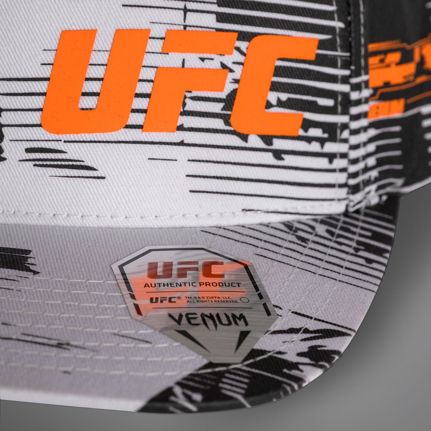 Кепка тракер UFC Zenith by Venum White Authentic Fight Week – Белый