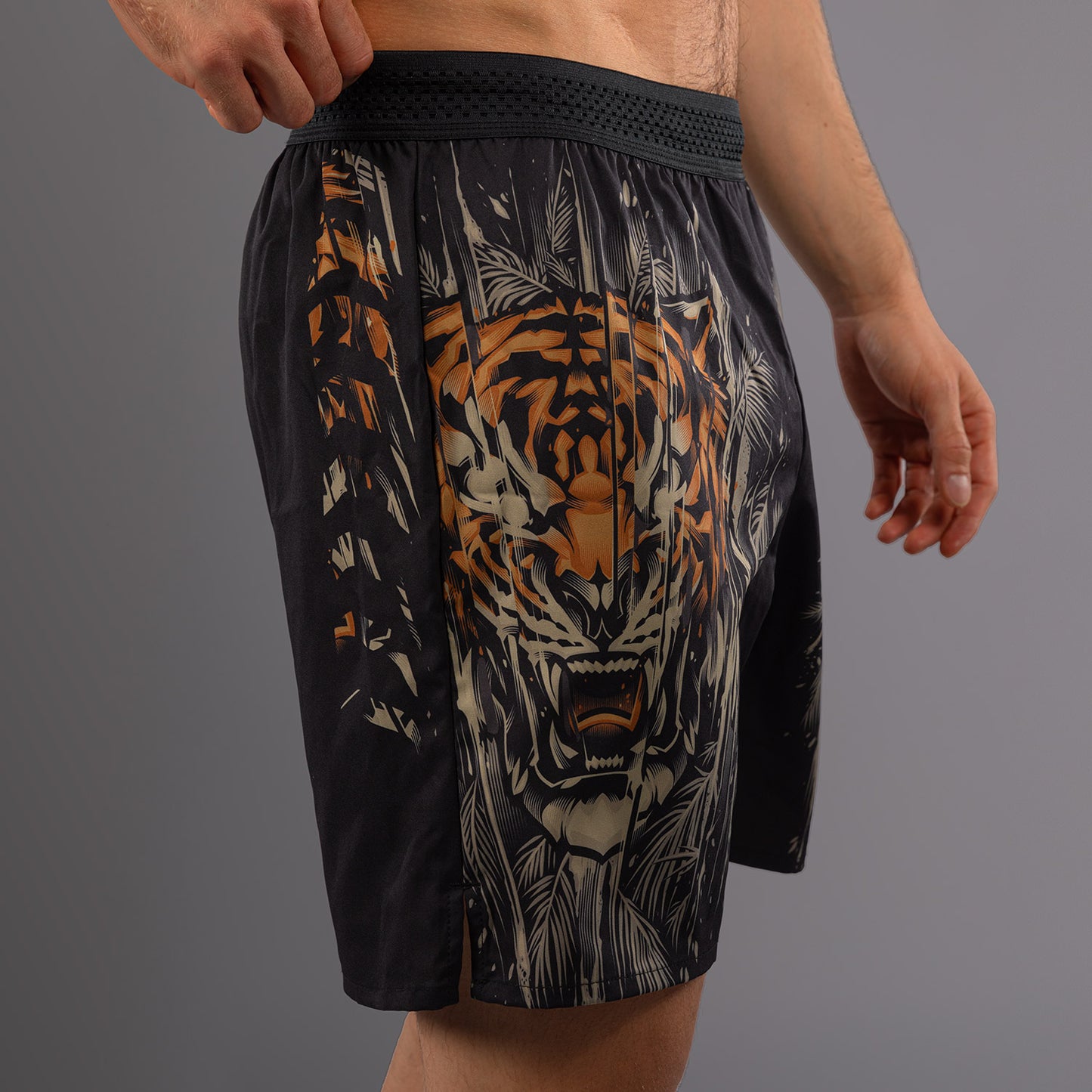 Тренировочные шорты Venum Tiger - Черный / Неоновый оранжевый
