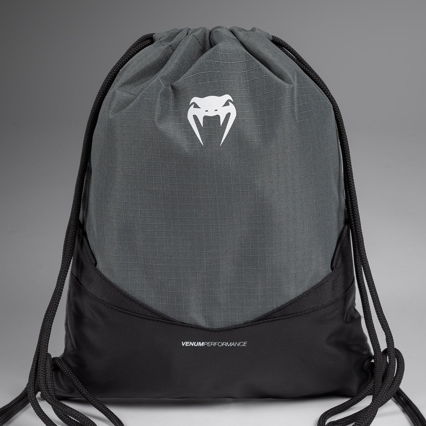 Спортивная сумка Venum Evo 2 (15-20 л) – Грозовой серый