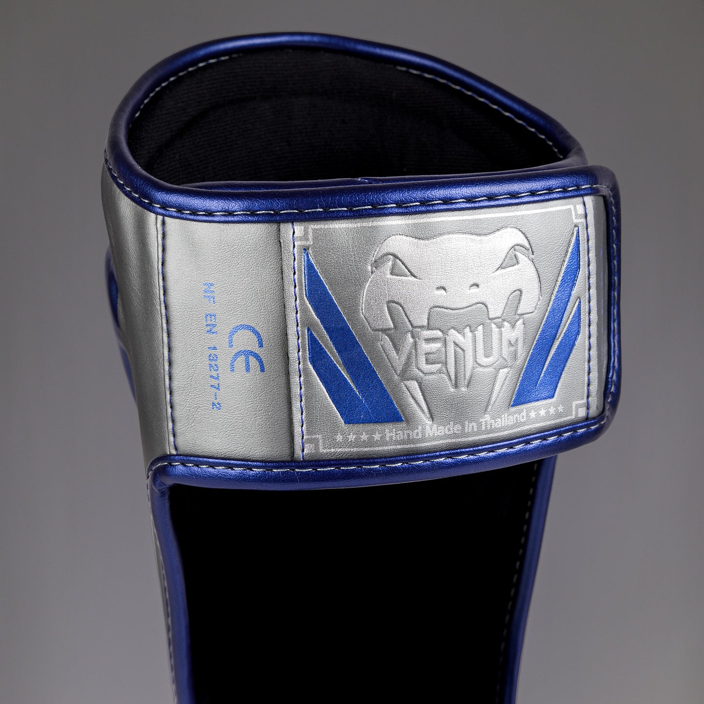 Наколенники Venum Elite - Серый - Специальное издание