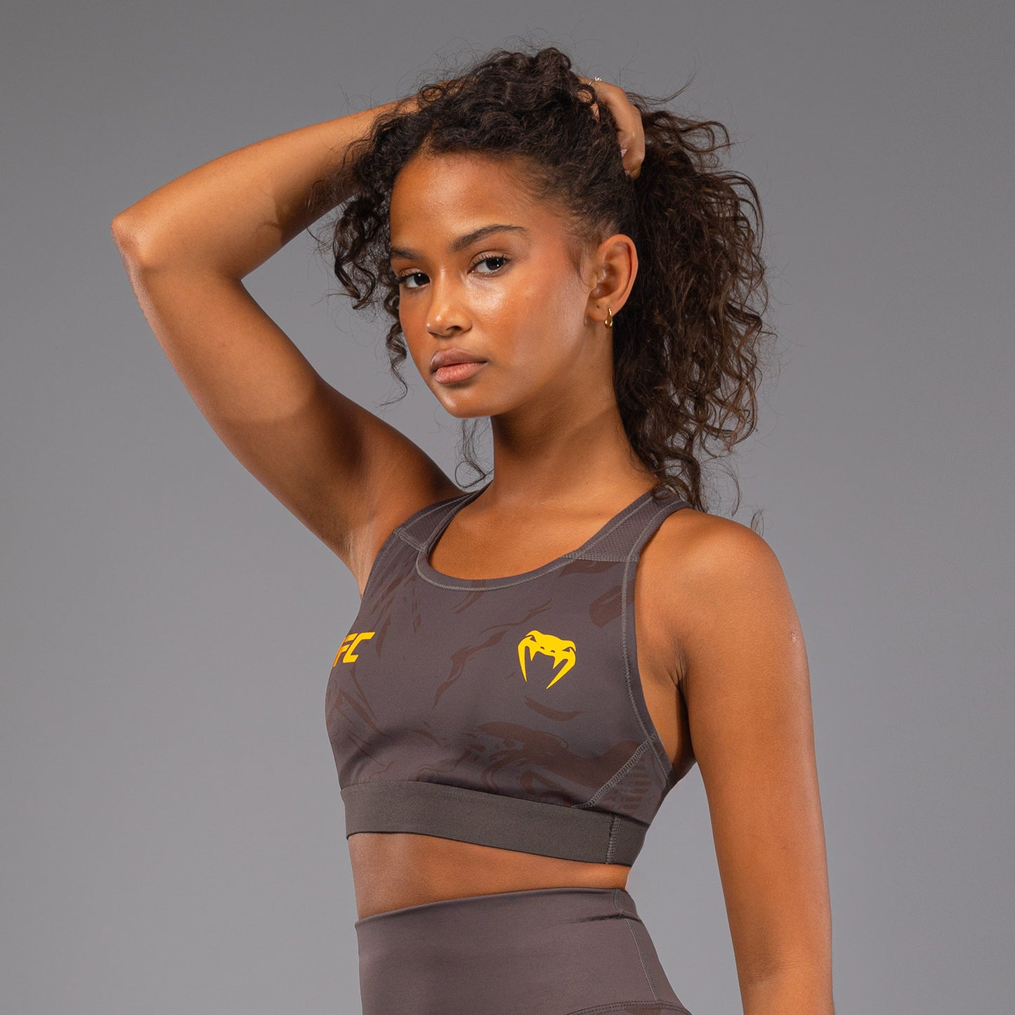 Спортивный топ UFC Fusion by Venum Fight Week для женщин - Earthen Brown