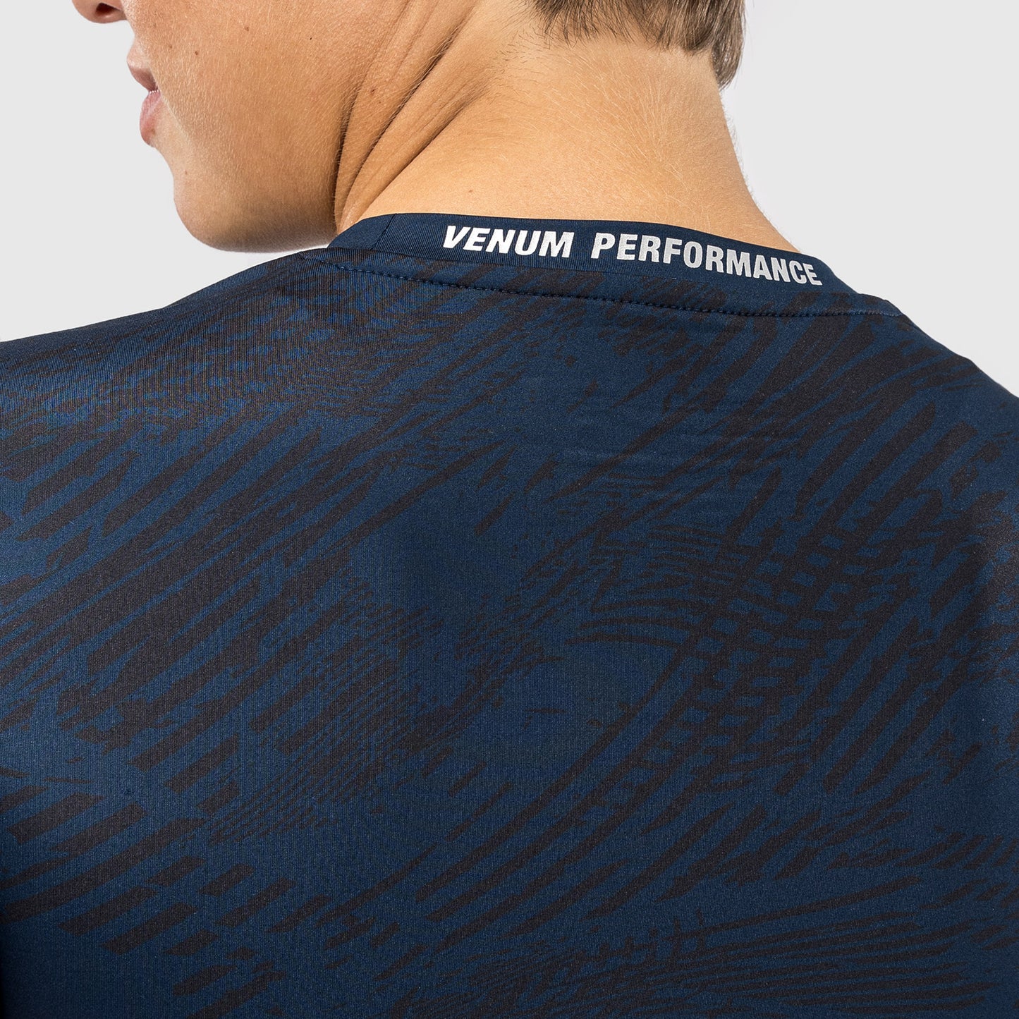 Футболка UFC Fusion by Venum Fight Week Dry-Tech для женщин - Oceanic Blue