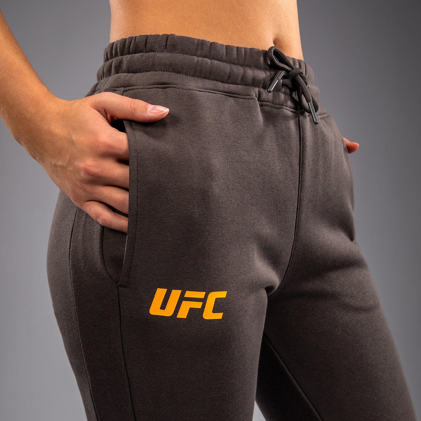 Штаны UFC Fusion by Venum Fight Week из хлопка для женщин - Solid Earthen Brown