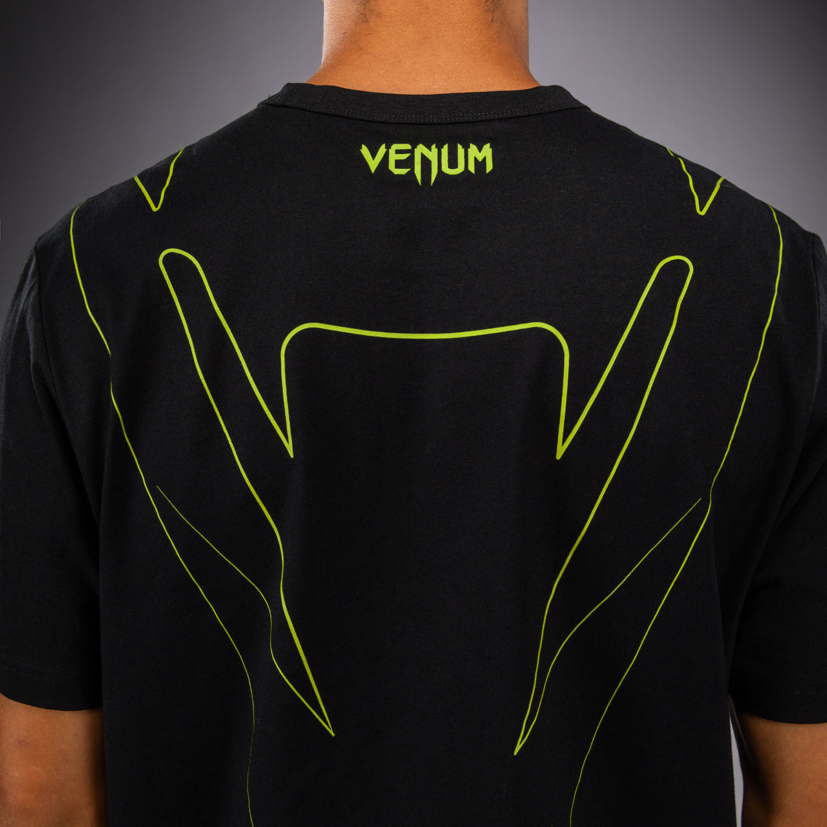 Футболка Venum Amazonia Reborn - Чёрный/Зелёный