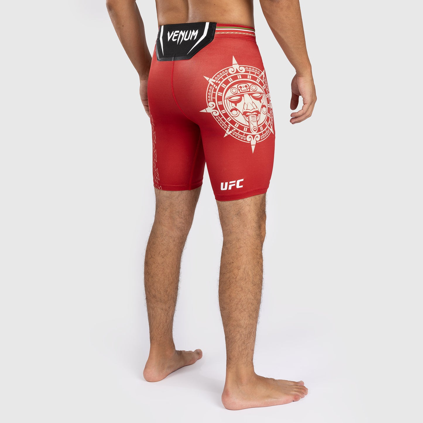 Noche UFC by Venum Authentic Fight Night Мужские шорты Vale Tudo - красные