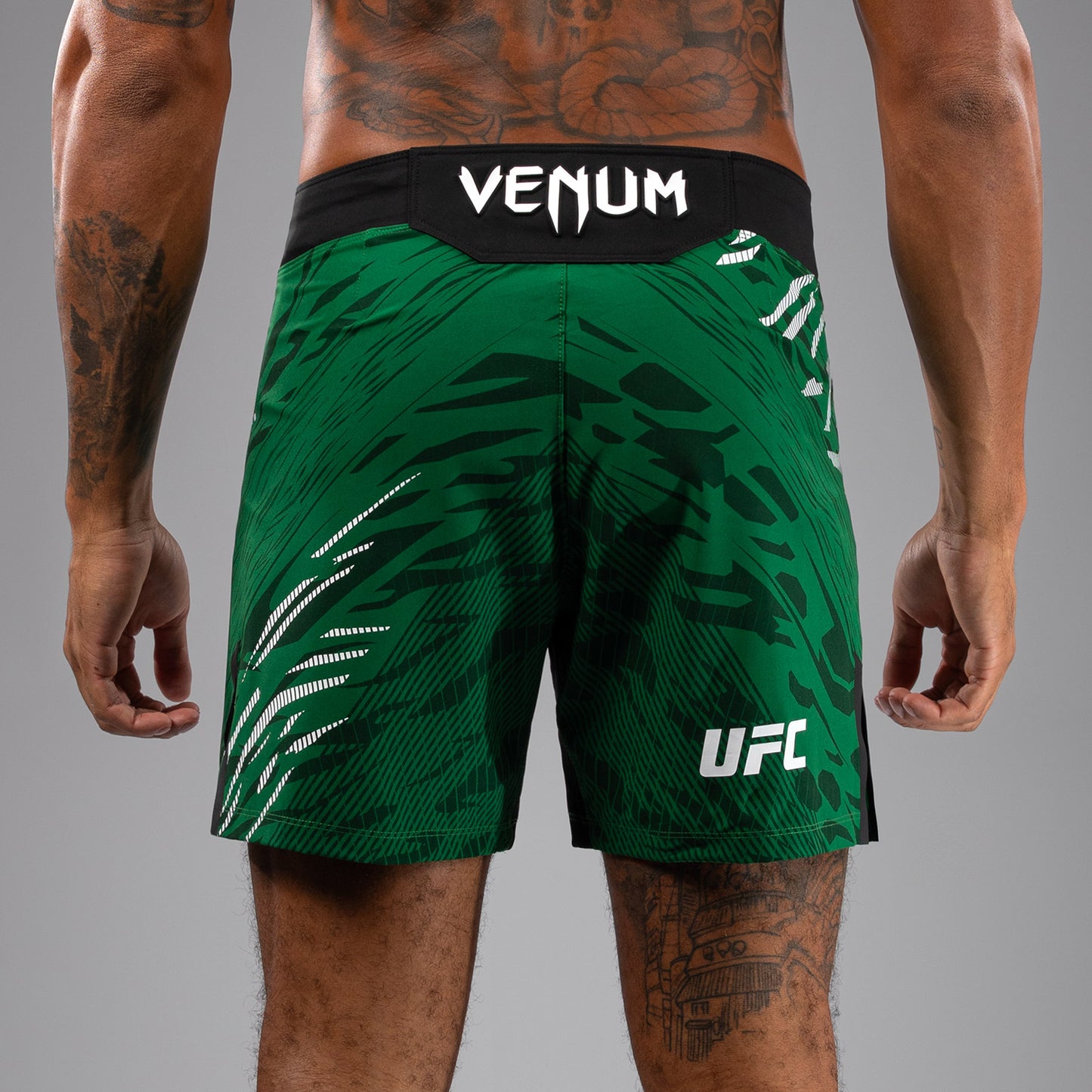 Шорты UFC Fusion by Venum Authentic Fight Night для мужчин - Короткий крой - Green