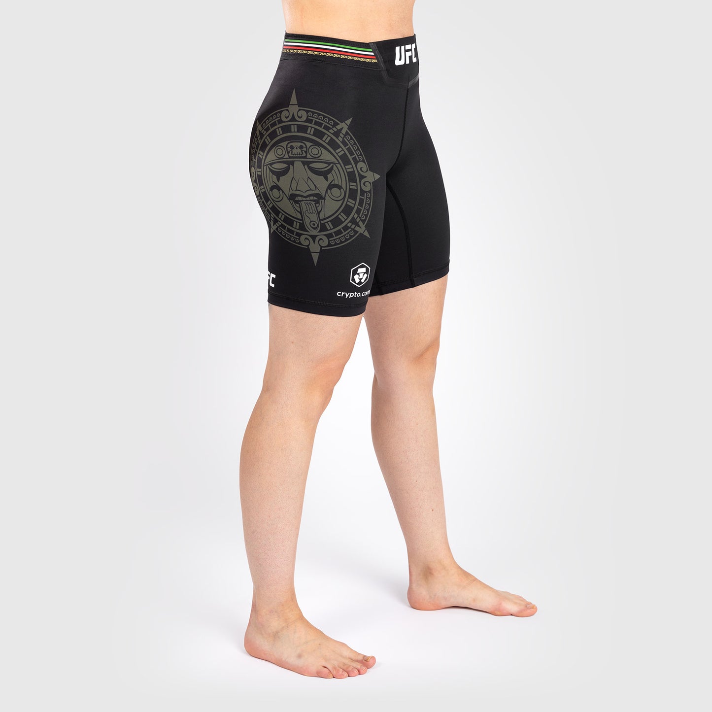 Noche UFC by Venum Authentic Fight Night Женские короткие шорты Vale Tudo, удлиненный крой, черные