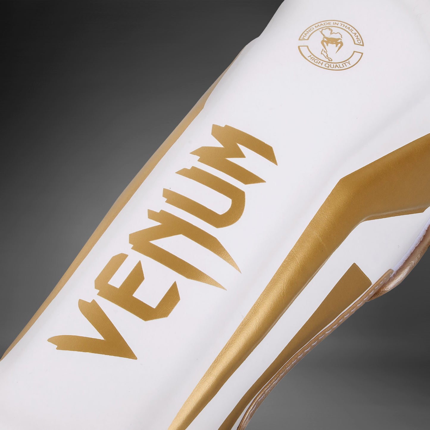 ЩИТКИ VENUM ELITE STANDUP - БЕЛЫЙ/ЗОЛОТОЙ