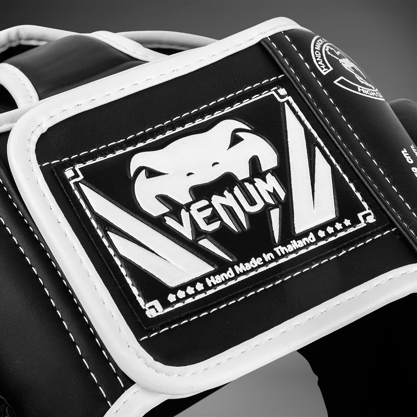 ШЛЕМ VENUM ELITE – Черный/белый