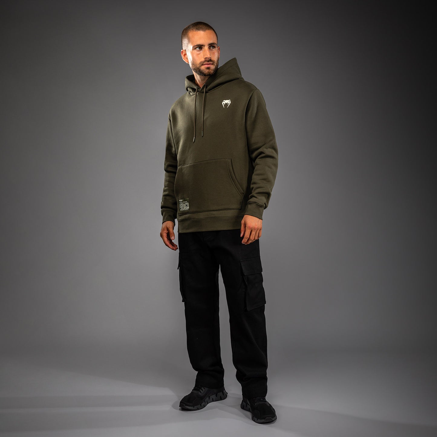 Толстовка Venum Serpenti – Хаки/Бронзовый/Слоновая кость