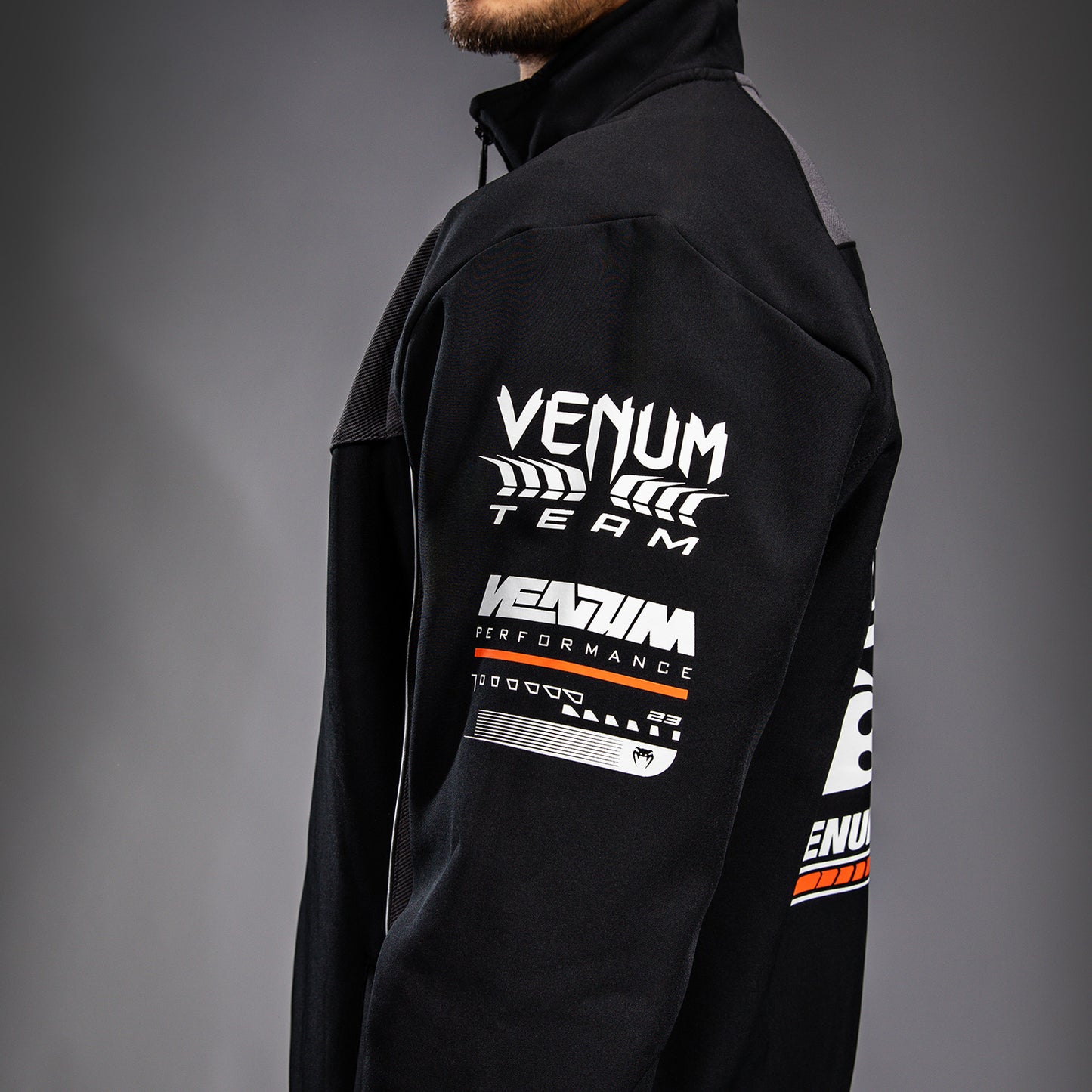 Куртка Venum Motorsport Softshell - Глубокий Черный