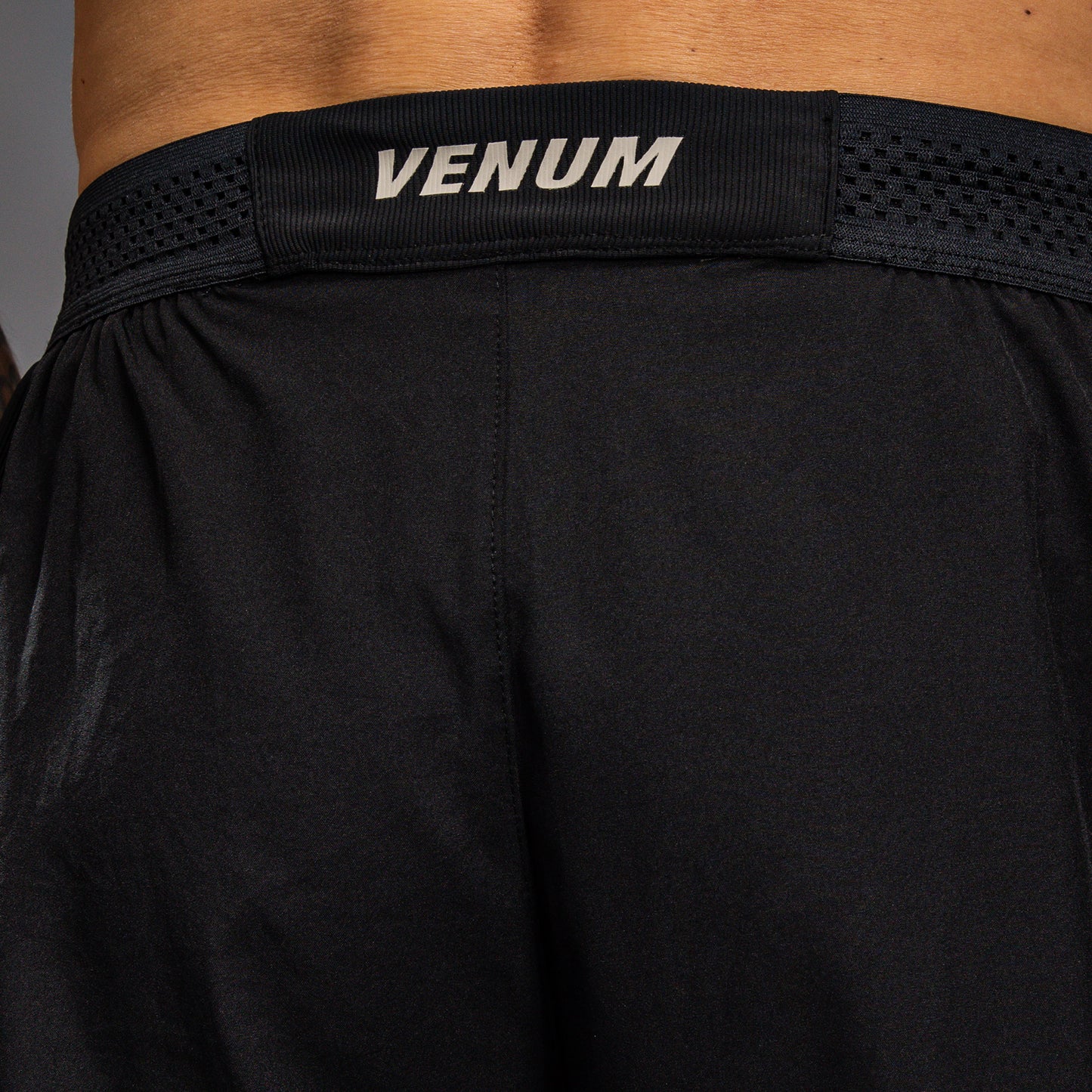 Тренировочные штаны для мужчин Venum G-Fit Air - Глубокий черный / Песок пустыни