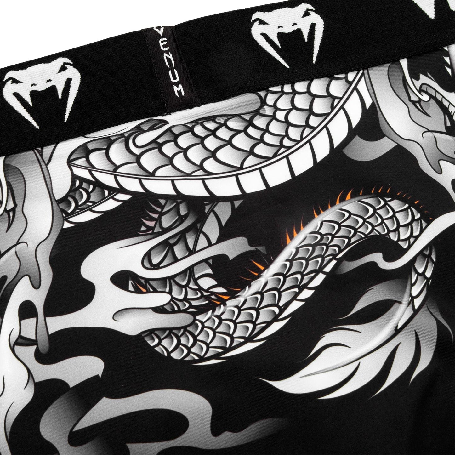 БОКСЕРЫ VENUM DRAGON - ЧЕРНЫЙ/БЕЛЫЙ