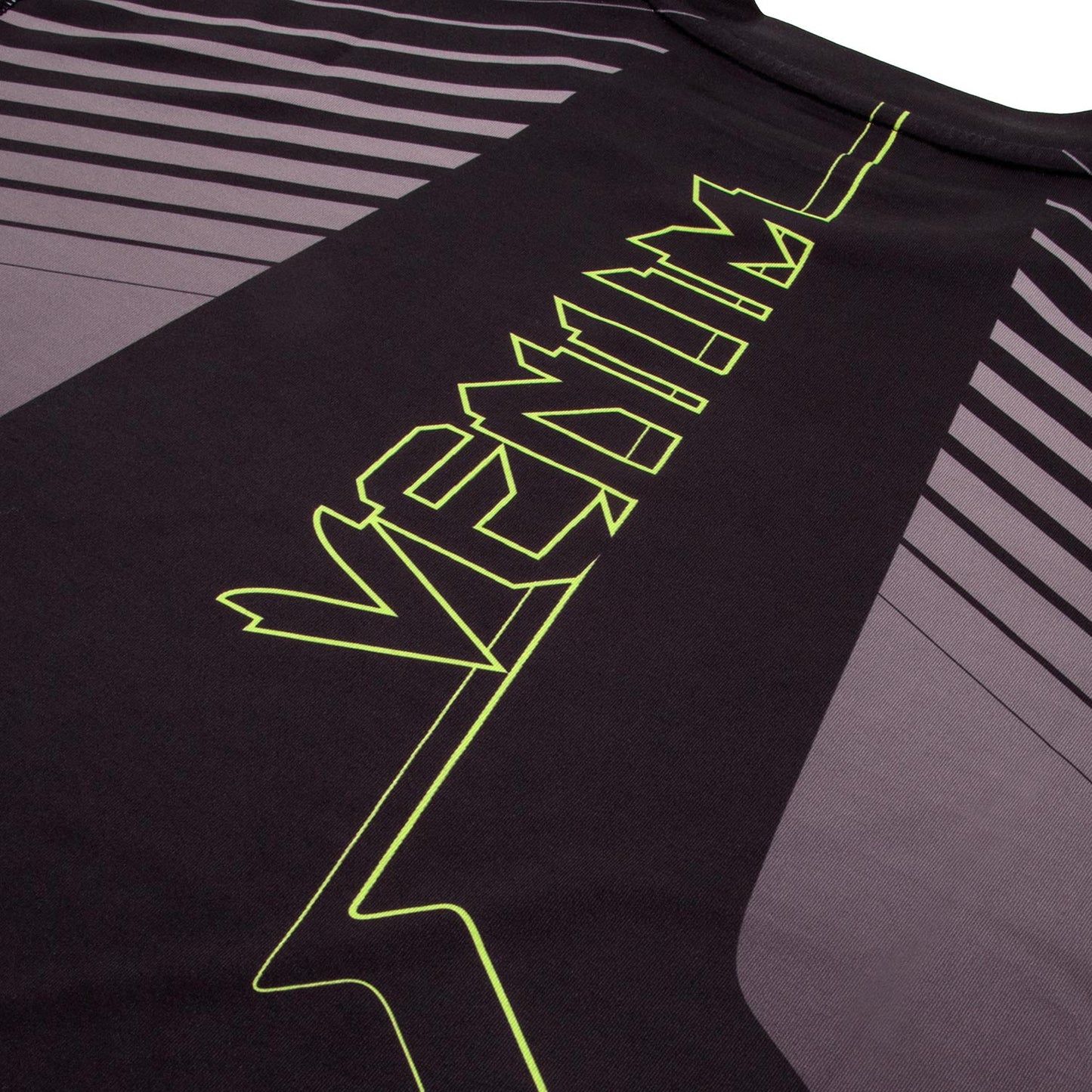 ФУТБОЛКА VENUM SHARP 3.0 DRY TECH - Черный/Серый