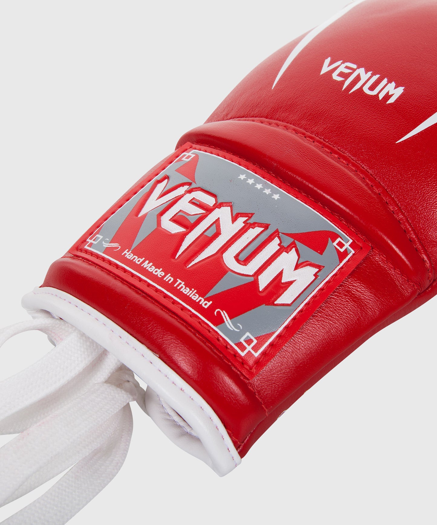 БОКСЕРСКИЕ ПЕРЧАТКИ VENUM GIANT 3.0 – КОЖА НАППА – СО ШНУРОВКОЙ - Красный