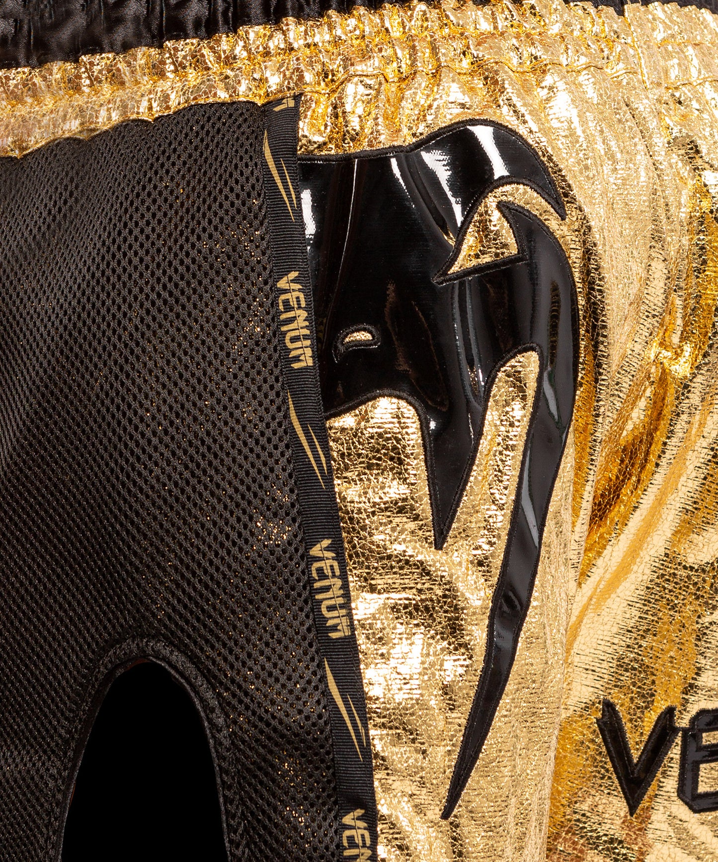 Шорты для тайского бокса Venum Giant Foil