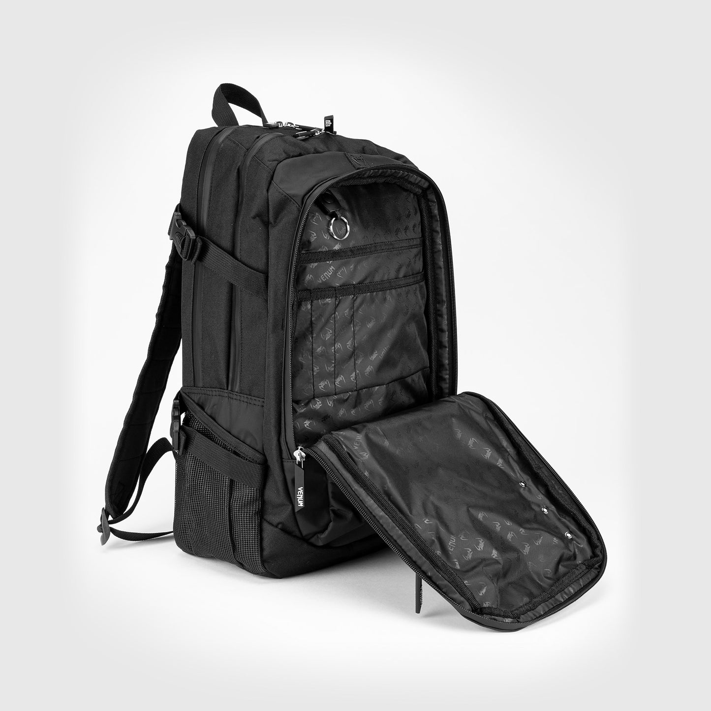 Рюкзак Venum Challenger Pro Evo (20-25 л) – Чёрный