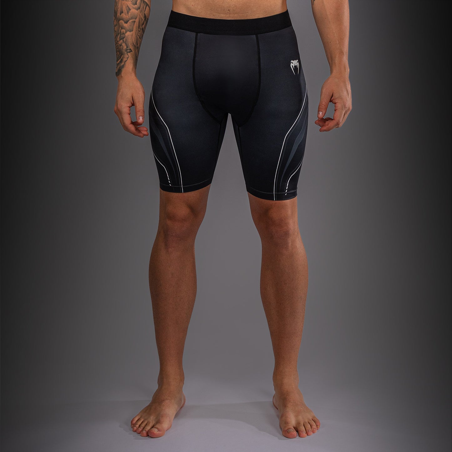 Компрессионные шорты Venum Streamline Vale Tudo – Чёрный/Белый