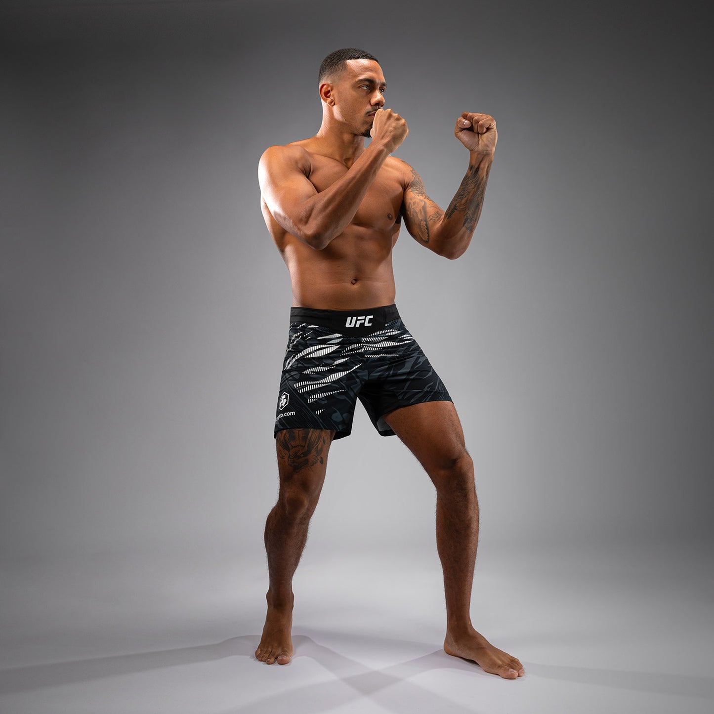 Шорты UFC Fusion by Venum Authentic Fight Night для мужчин - Короткий крой - Black