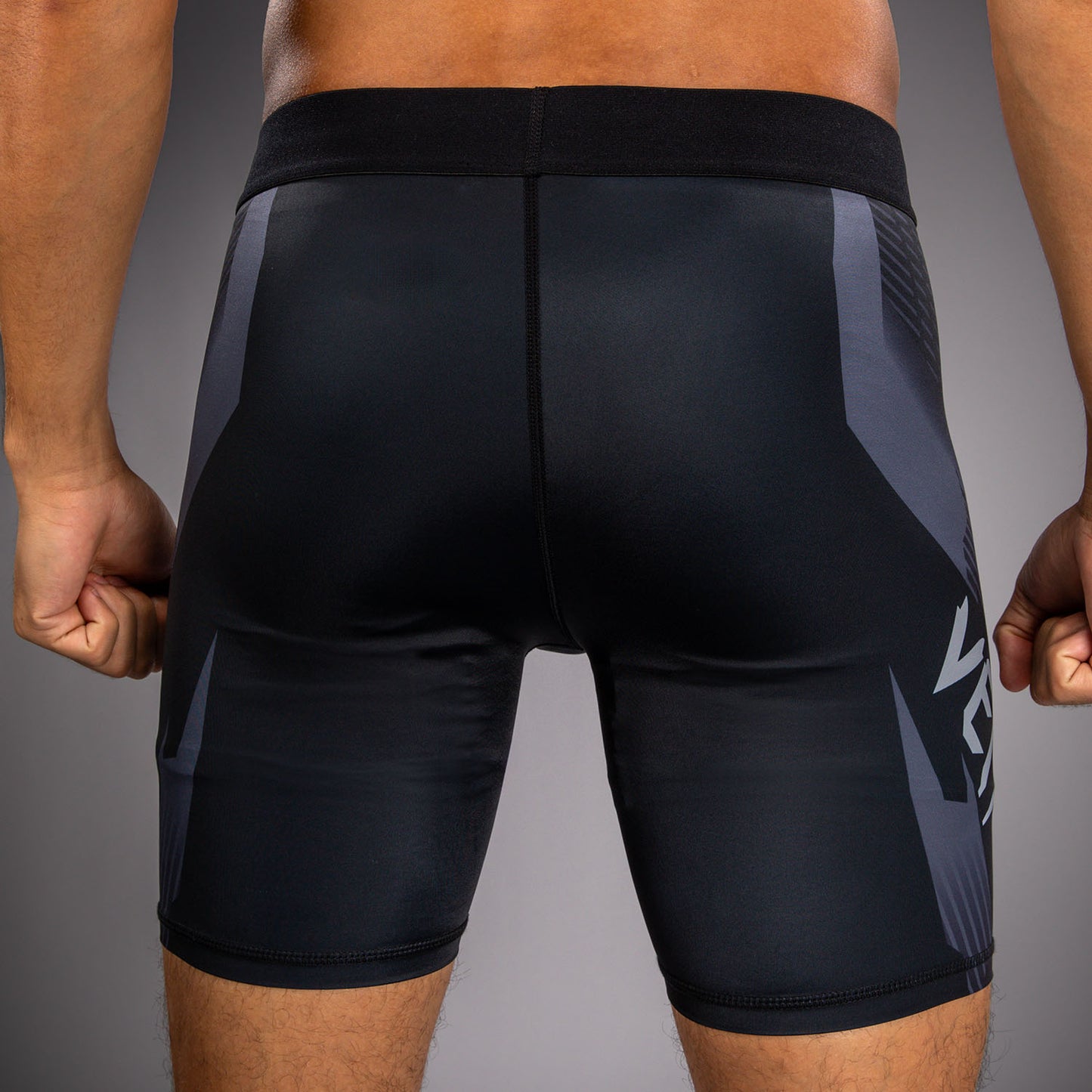 Компрессионные шорты Venum No-Gi 6.0 Vale Tudo - Чёрный/Серый