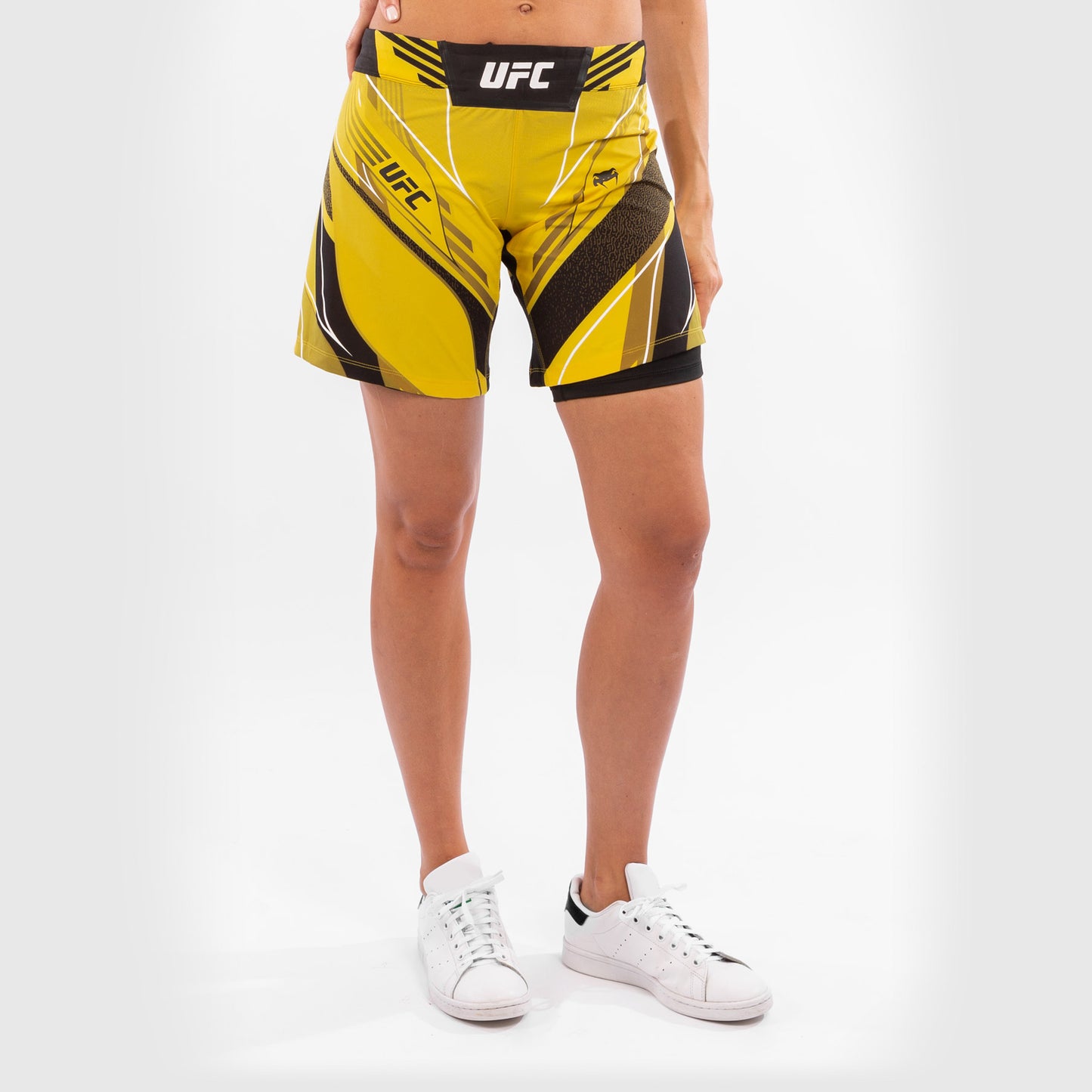 ЖЕНСКИЕ ШОРТЫ UFC VENUM FIGHT NIGHT – УДЛИНЕННЫЙ КРОЙ - Жёлтый