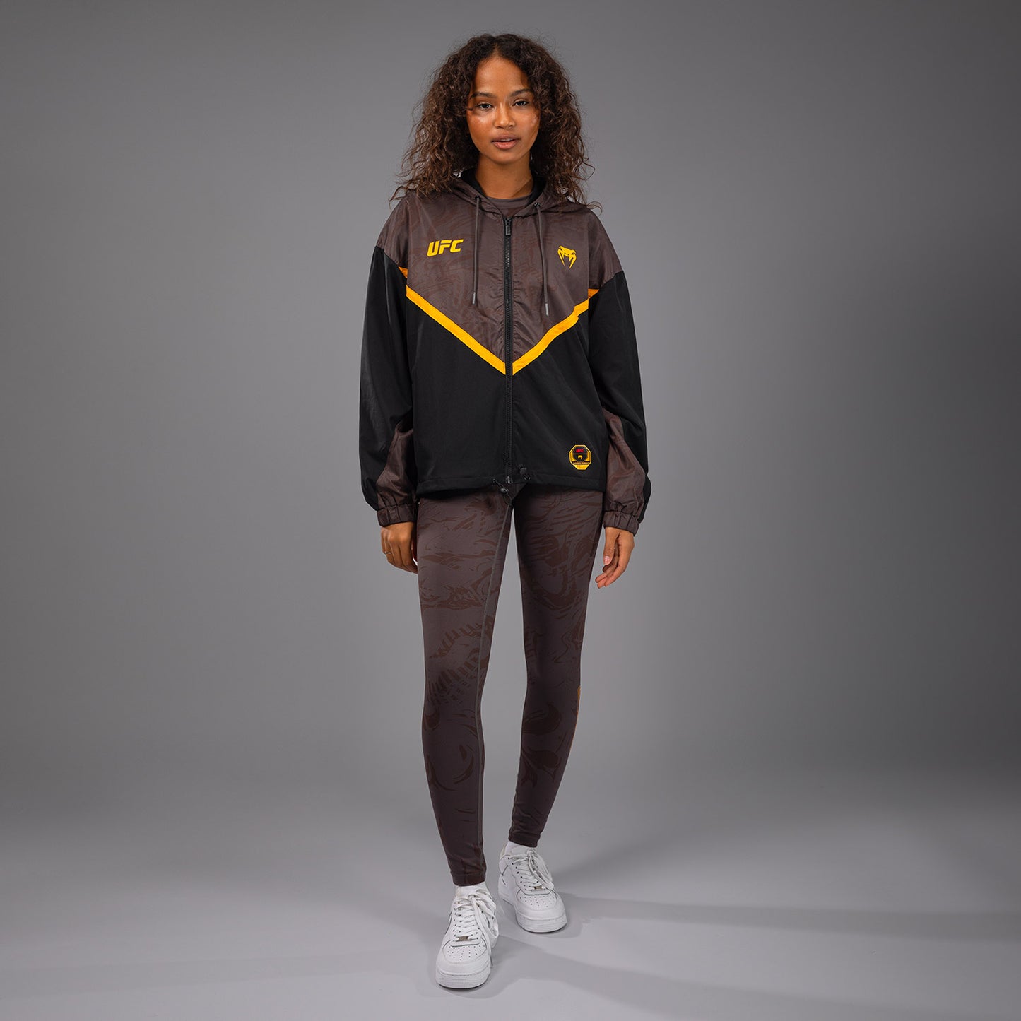 Толстовка UFC Fusion by Venum Fight Week на молнии для женщин - Earthen Brown