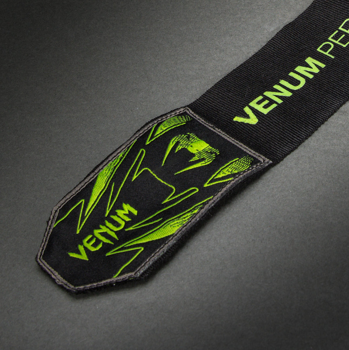 Боксёрские бинты Venum Kontact Evo Amazonia Reborn - Чёрный/Зелёный