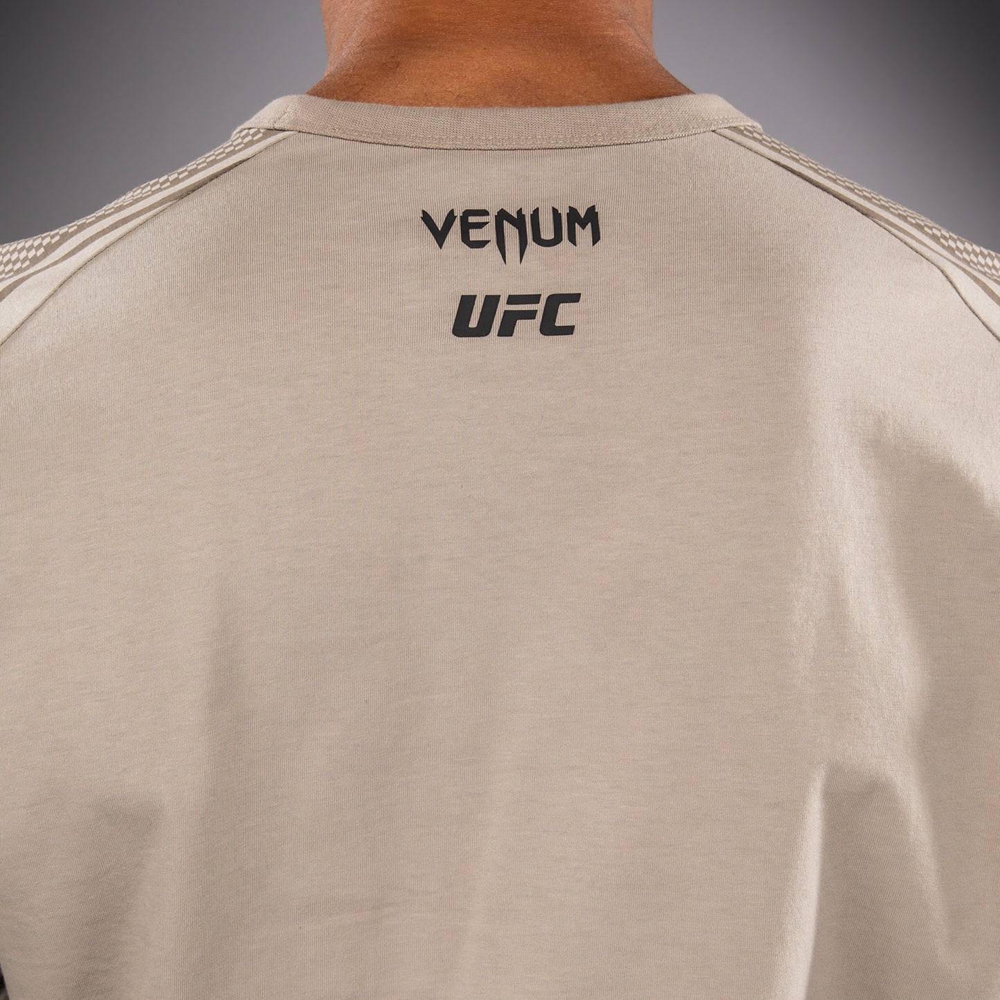 Мужская футболка с длинным рукавом Venum UFC Unity by Venum Authentic Fight Week - Песочный