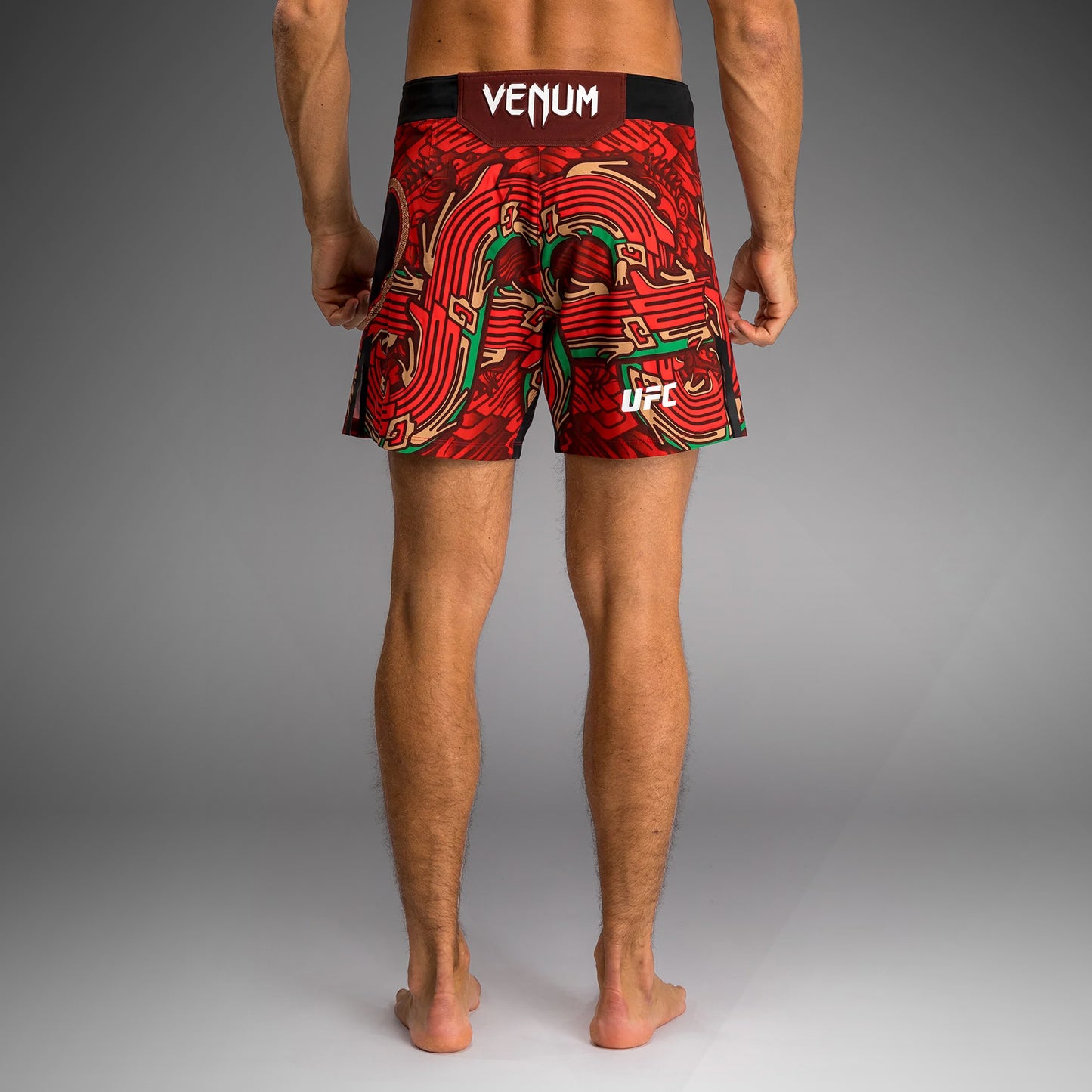 UFC Unrivaled by Venum Brandon Moreno Унисекс Бойцовские Шорты - Красный