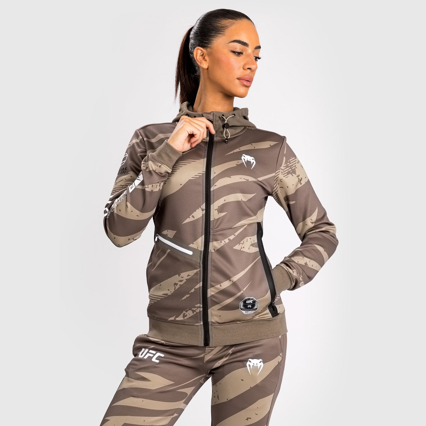 Женская Толстовка На Молнии UFC Adrenaline By Venum Fight Week Desert Camo