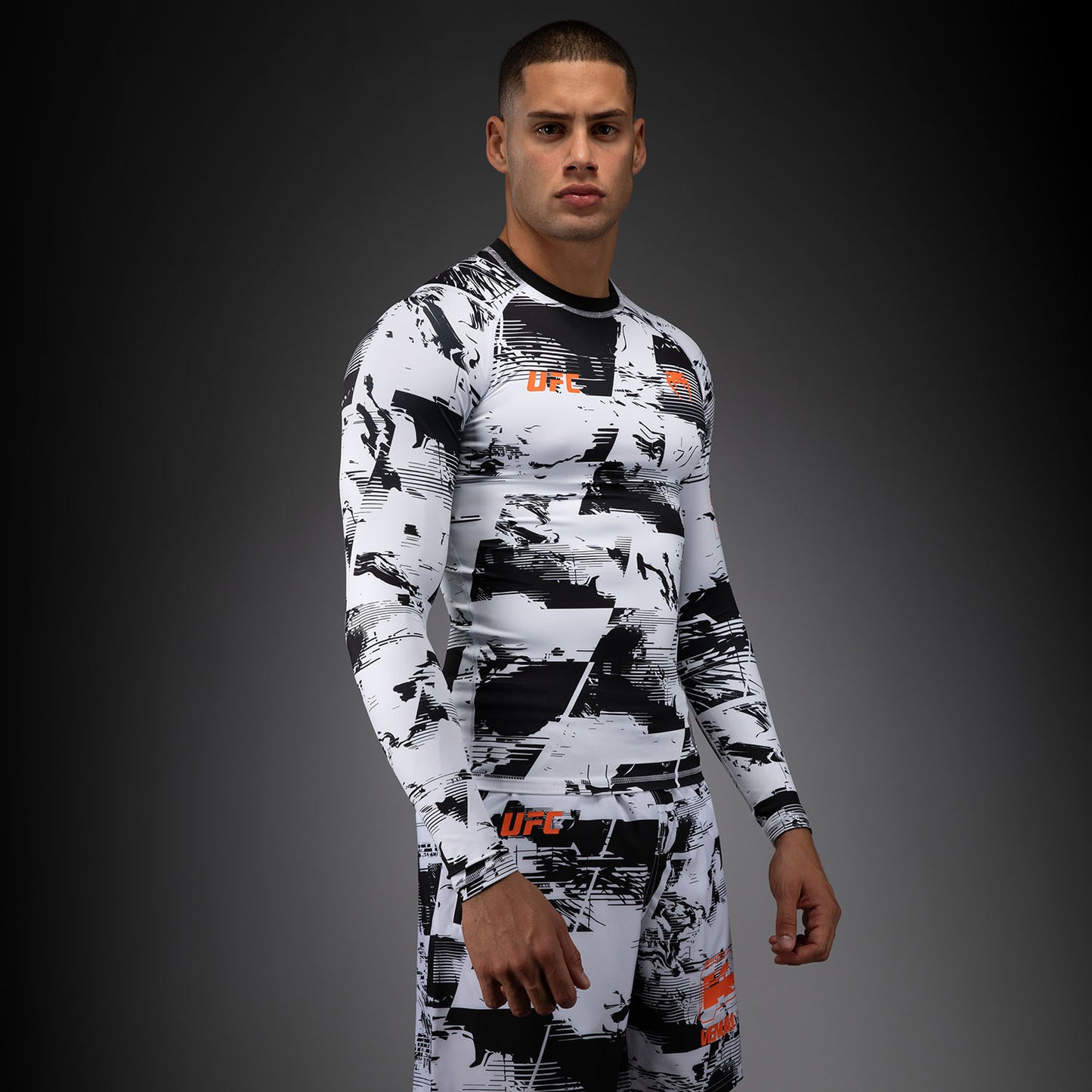 UFC Zenith by Venum Authentic Fight Week Лонгслив Performance Мужской - Белый