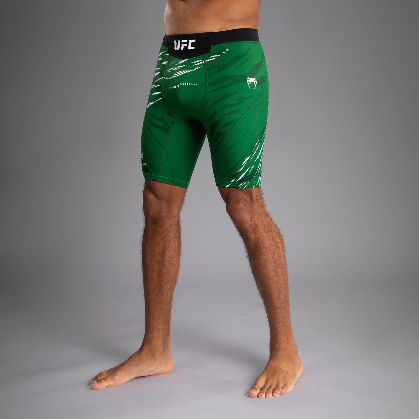 Шорты Vale Tudo UFC Fusion by Venum Authentic Fight Night для мужчин - Green