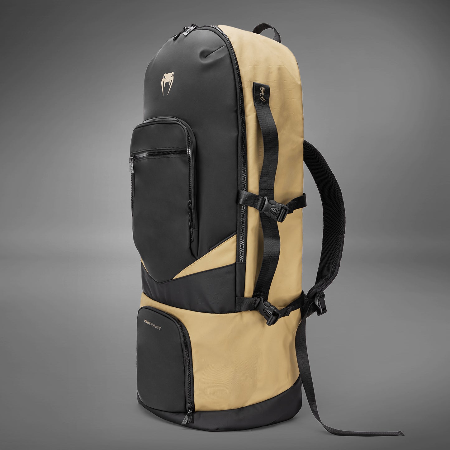 Рюкзак Venum Evo 2 Xtrem (50-63 л) – Чёрный/Песочный