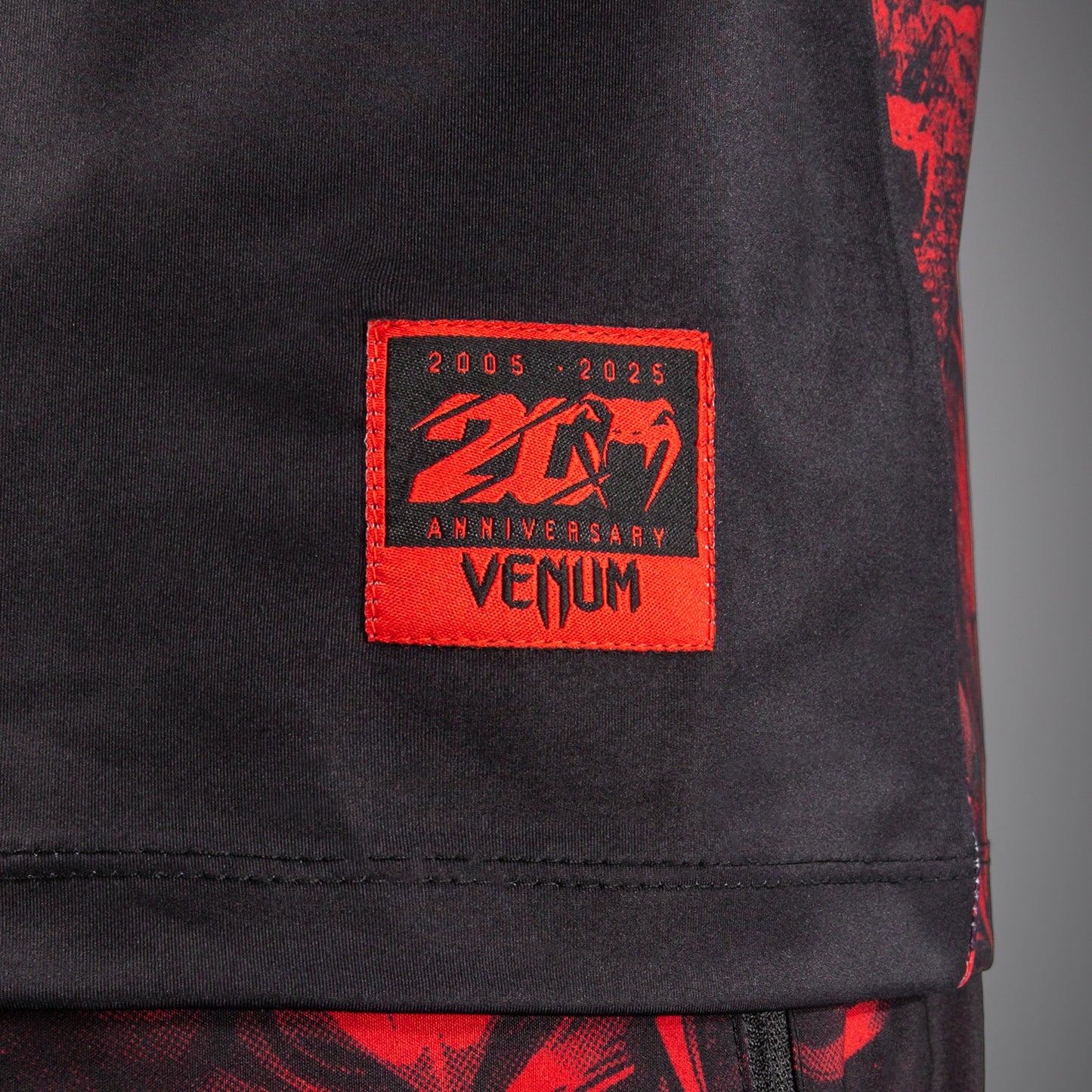 Футболка Dry Tech Venum 20th Anniversary - Чёрный/Красный