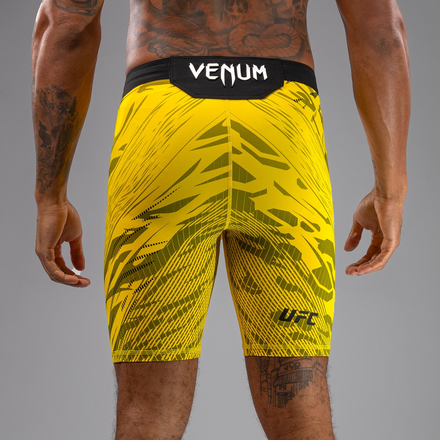 Шорты Vale Tudo UFC Fusion by Venum Authentic Fight Night для мужчин - Yellow