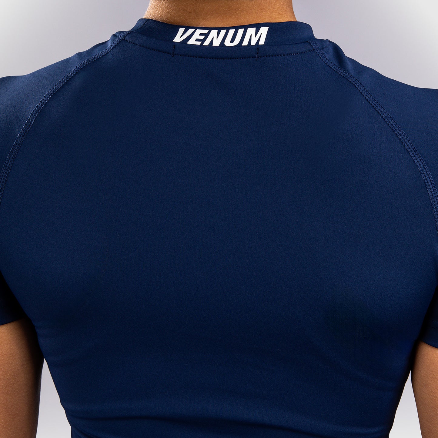 Женский рашгард с коротким рукавом Venum Halo - Индиго