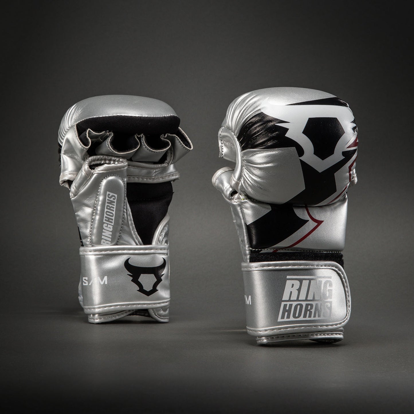 Перчатки для спарринга MMA Ringhorns Charger by Venum – Серебряный/Чёрный