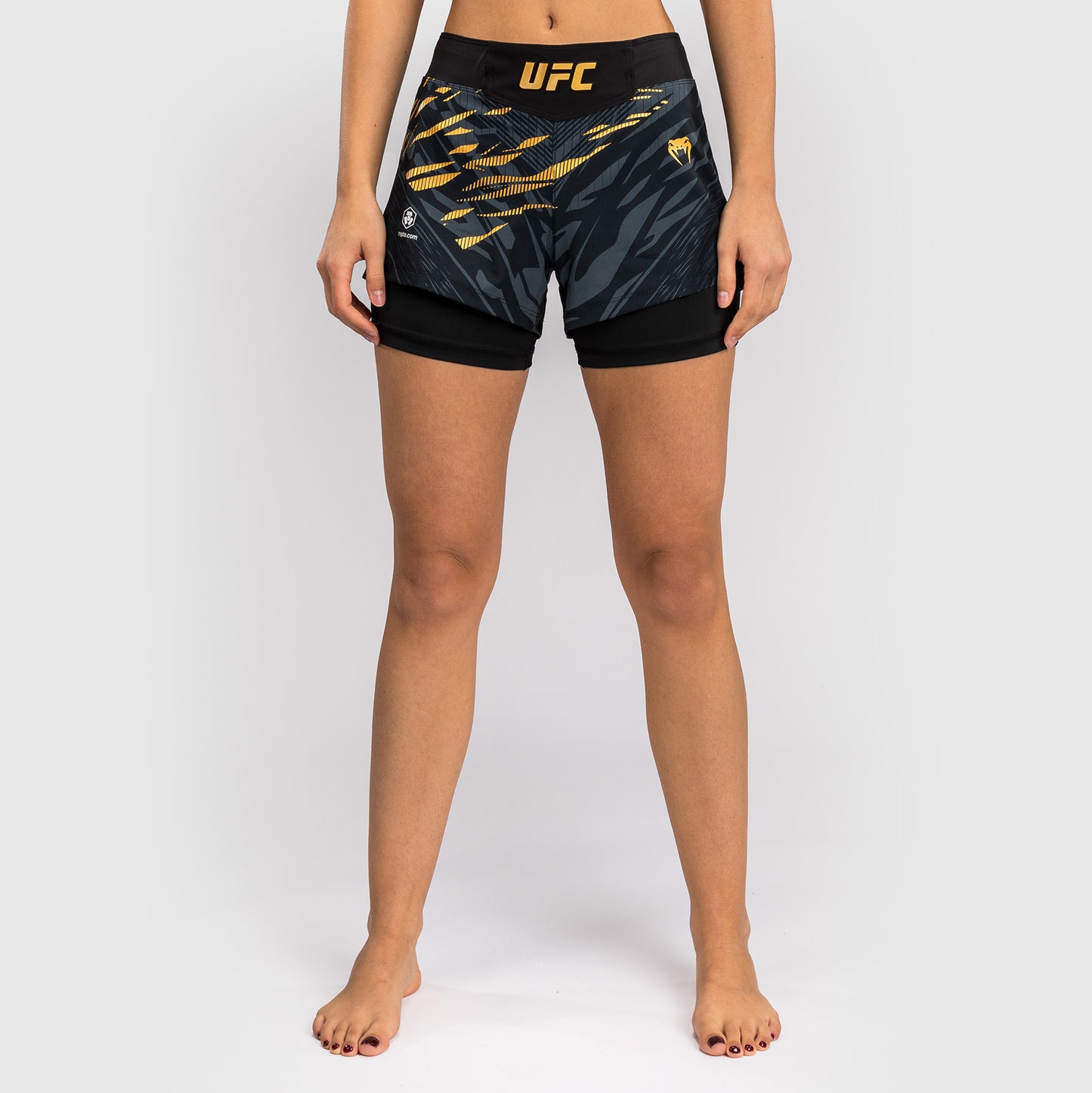 Шорты для борьбы UFC Fusion by Venum Authentic Fight Night для женщин - Champion