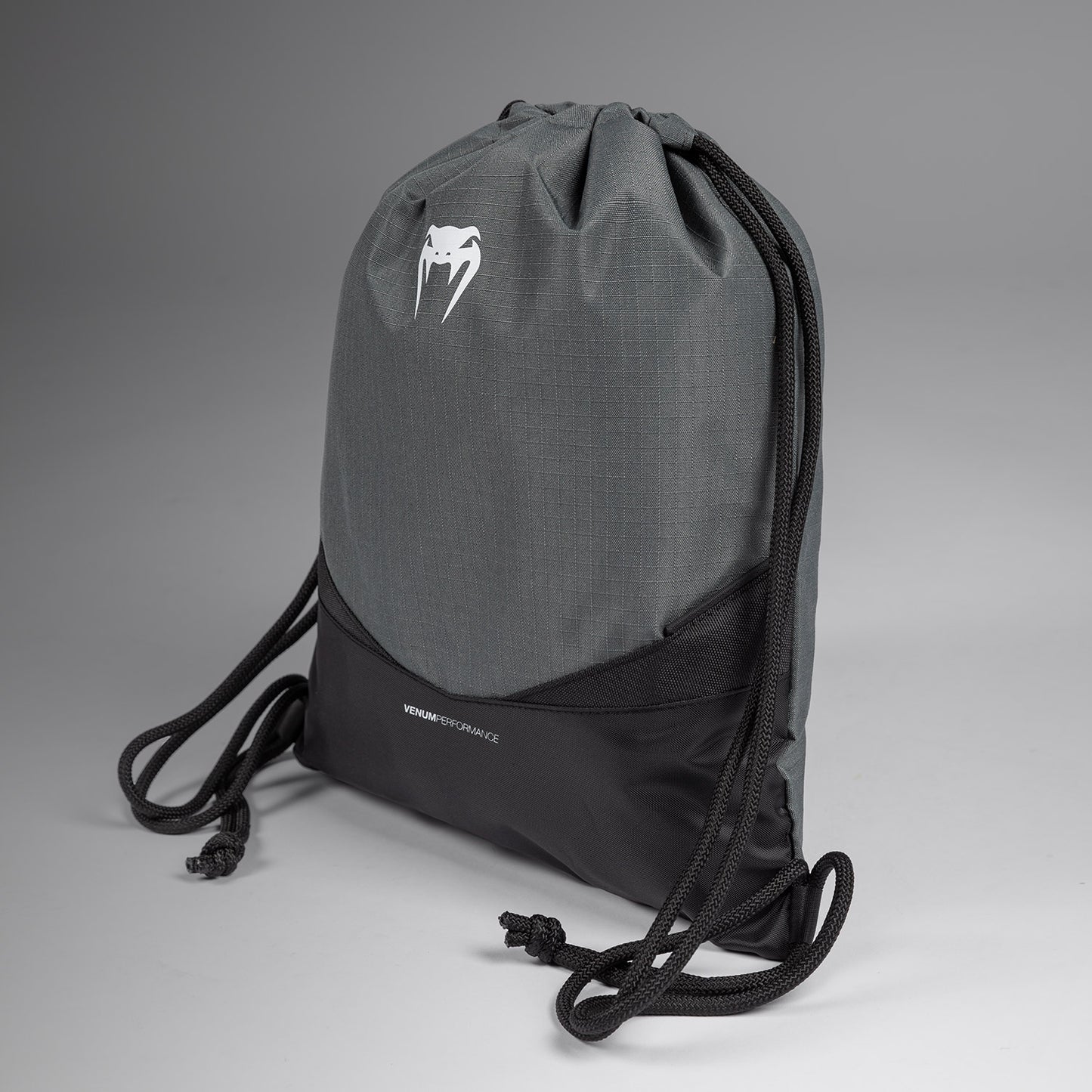 Спортивная сумка Venum Evo 2 (15-20 л) – Грозовой серый