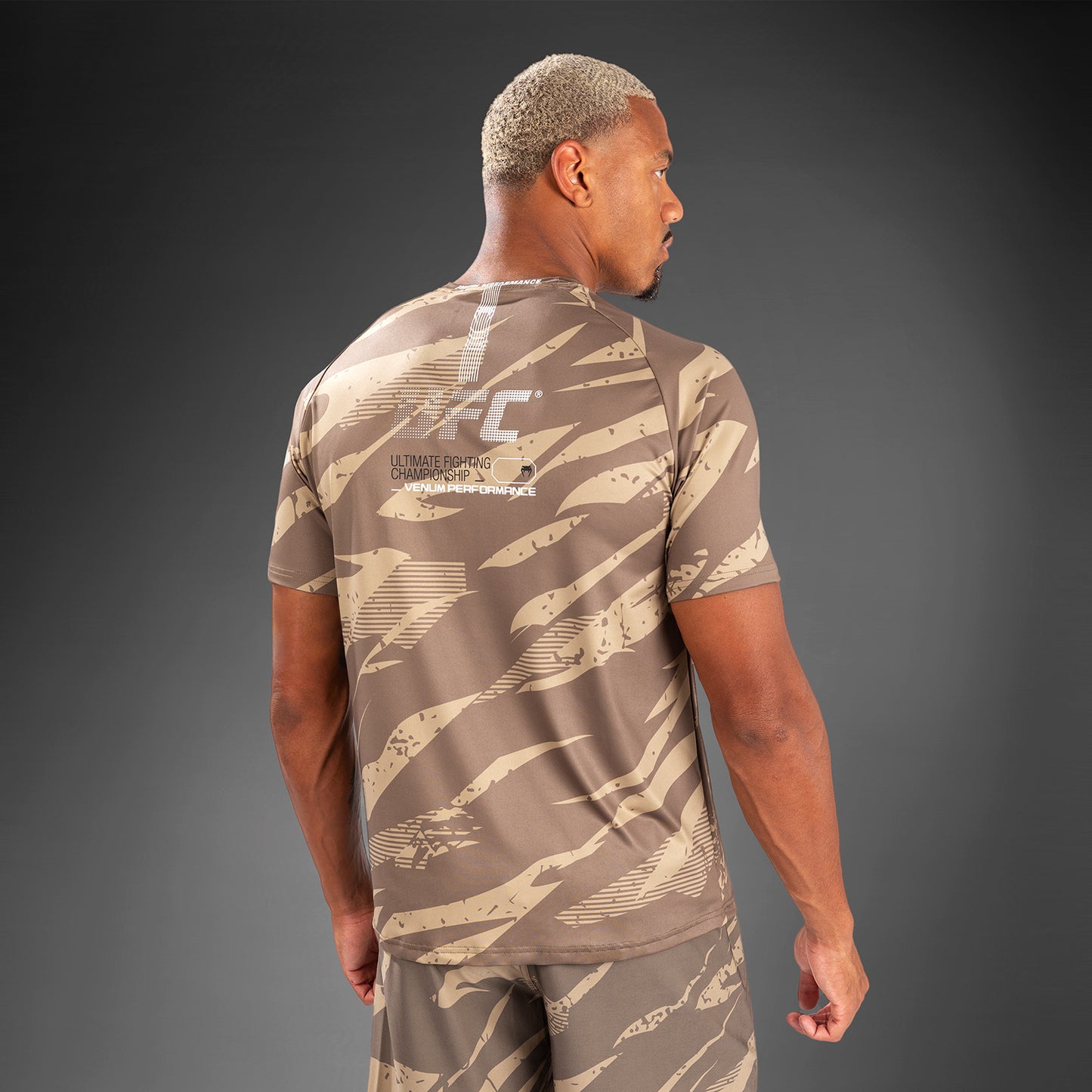 Мужская Футболка Dry Tech UFC Adrenaline By Venum Fight Week - Desert Camo